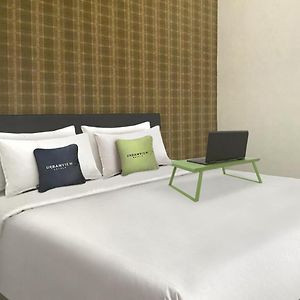 Kamar double standard
